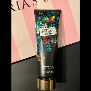 VS MIDNIGHT PETALS